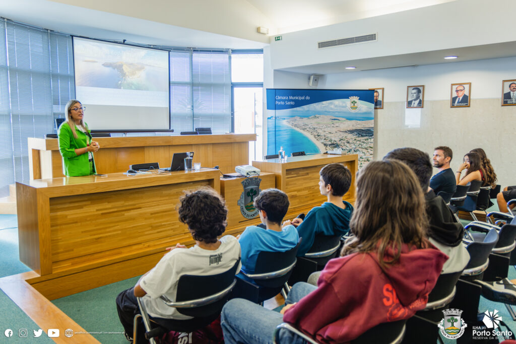 Alunos de Câmara de Lobos conhecem a Reserva da Biosfera e Projeto Life Dunas