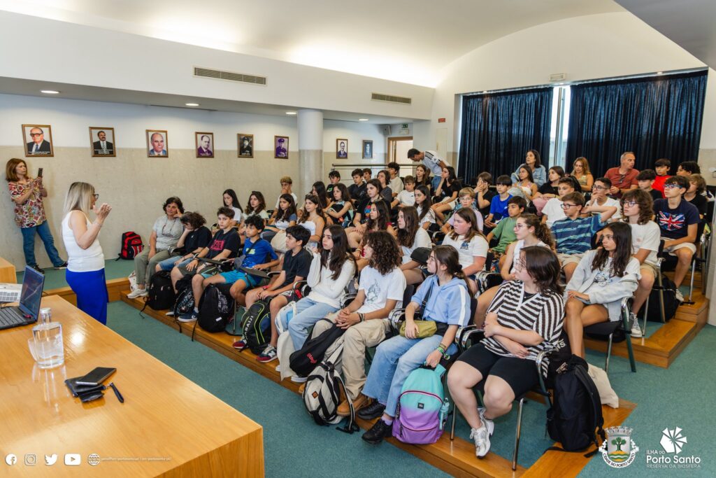 Alunos da Escola Horácio Bento Gouveia participaram em jornada educativa dedicada à Natureza e ao Património Cultural do Porto Santo