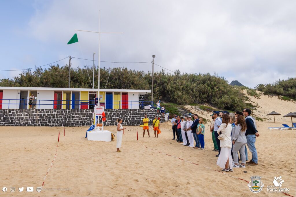 Realizou-se ontem, dia 6 de junho, o hastear das bandeiras azuis no Município do Porto Santo.