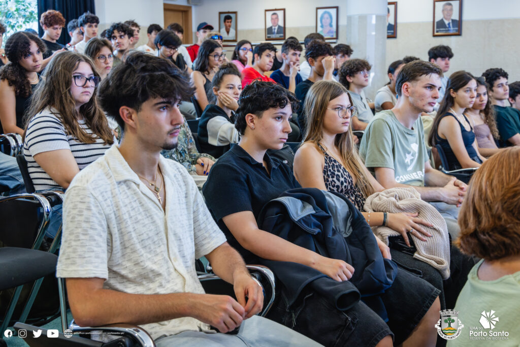 Alunos da Cristóvão Colombo no Porto Santo