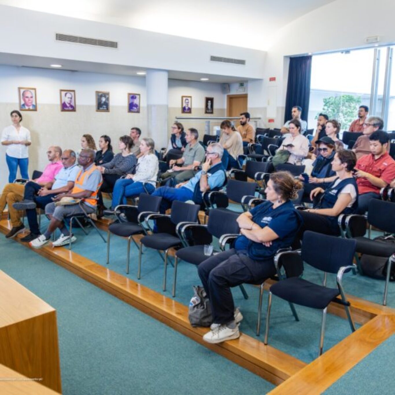 Geólogos internacionais ficaram a conhecer as características únicas da ilha dourada